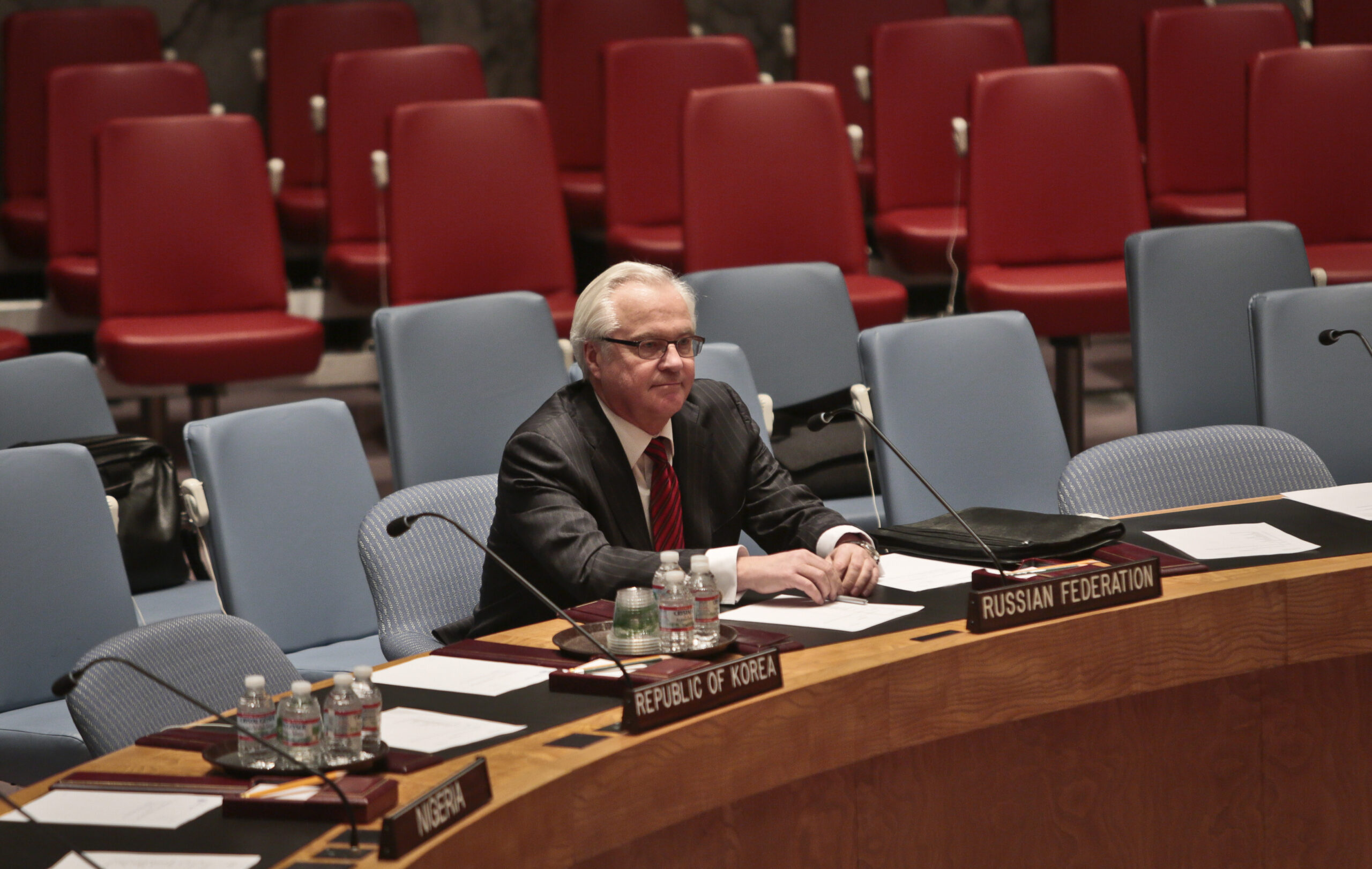 US, Russia exchange threats at tense UN meeting