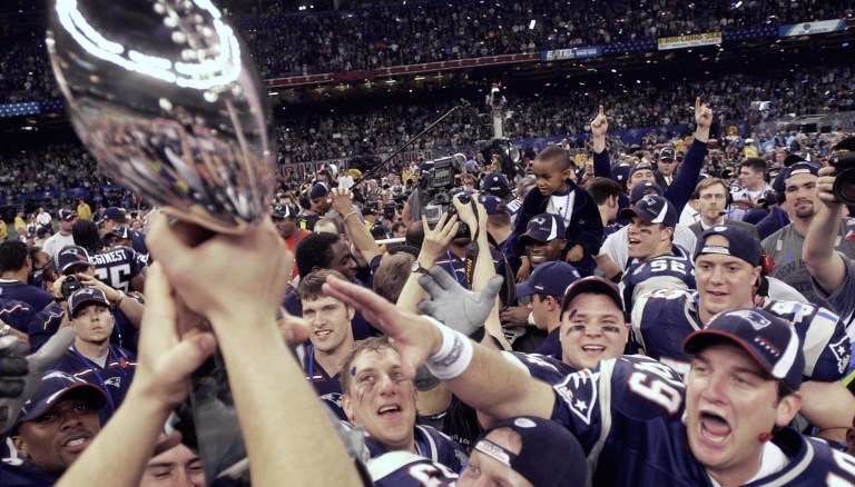 ‘What you don’t want to do is antagonize’: Democrats balance last-minute Iowa caucus campaigning with Super Bowl