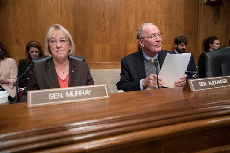 Congress angry about inferior treatment for opioid abuse