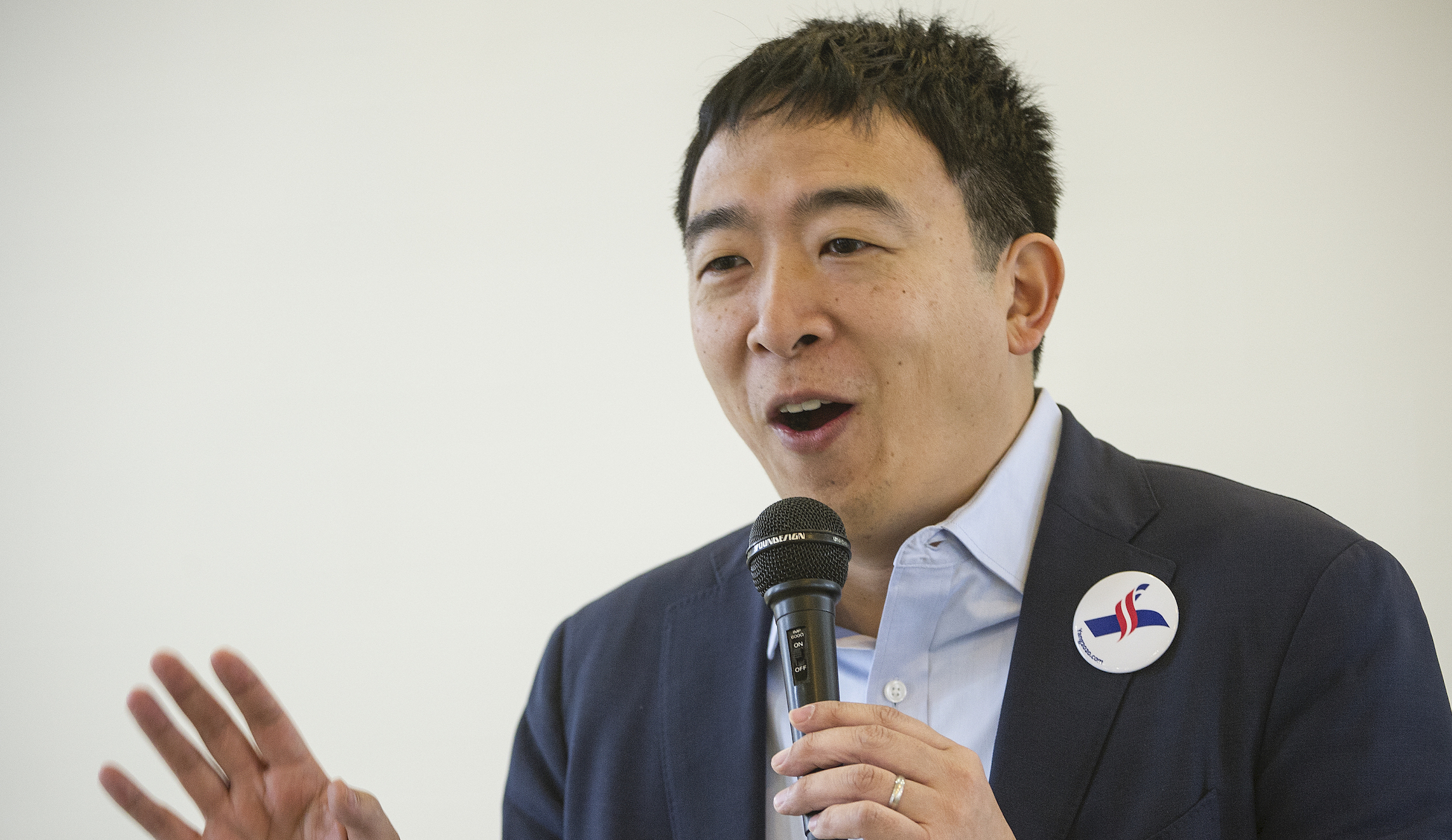 Having outlasted senators and governors Andrew Yang scales up his campaign