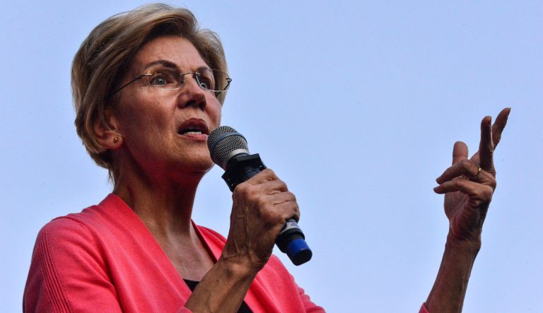 Elizabeth Warren stumbles over ethics question referencing Hunter Biden