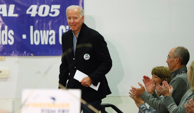 Mayor of Pocahontas endorses Joe Biden over Elizabeth Warren