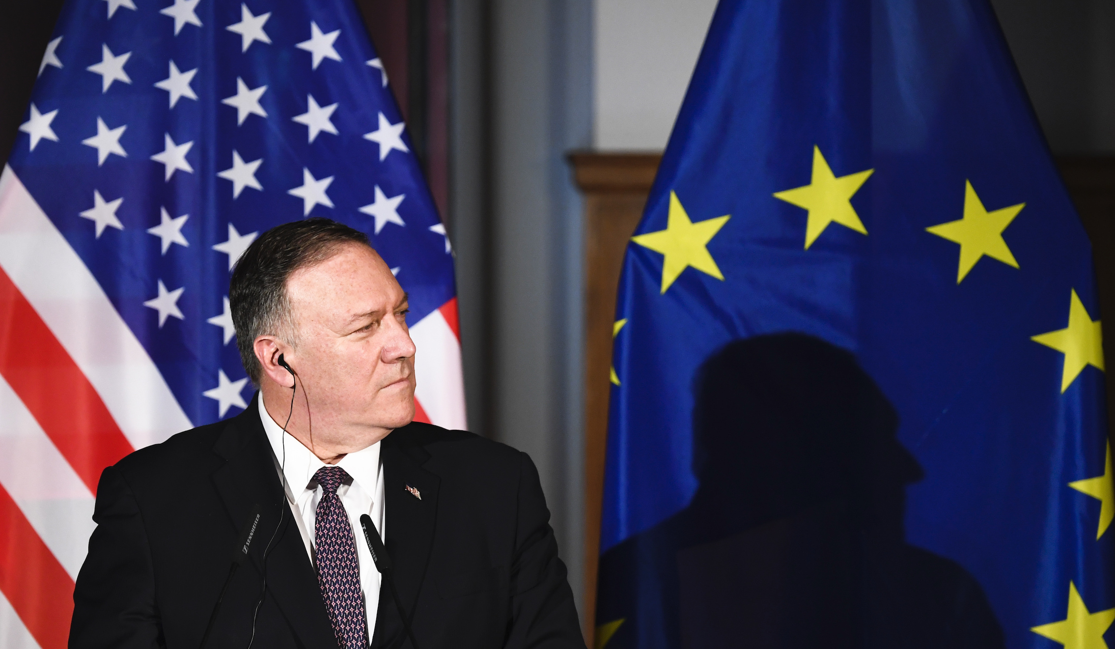 Mike Pompeo echoes Reagan at the Berlin Wall