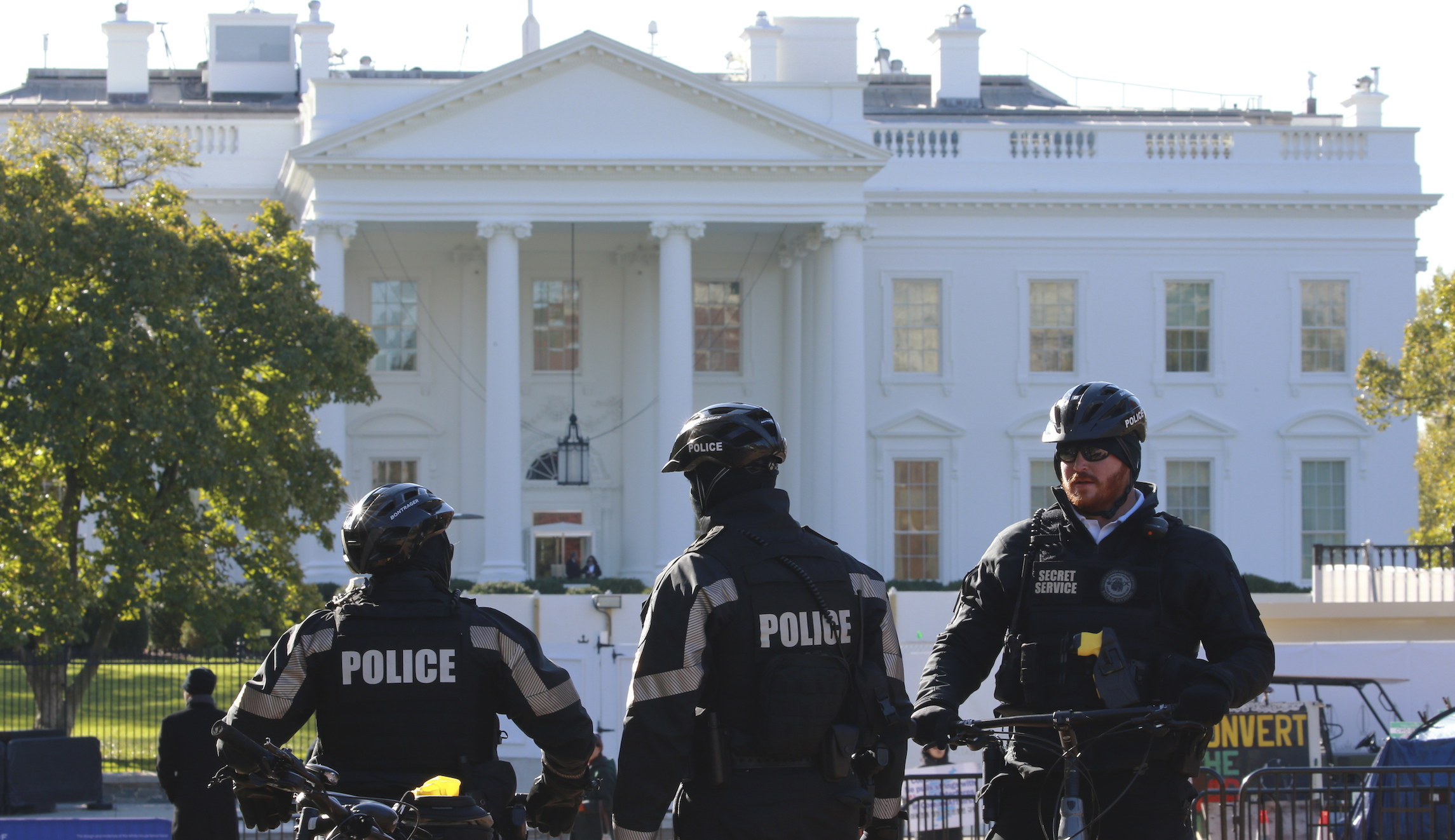 Iowa man pleads guilty to planning to bomb White House and kill Trump