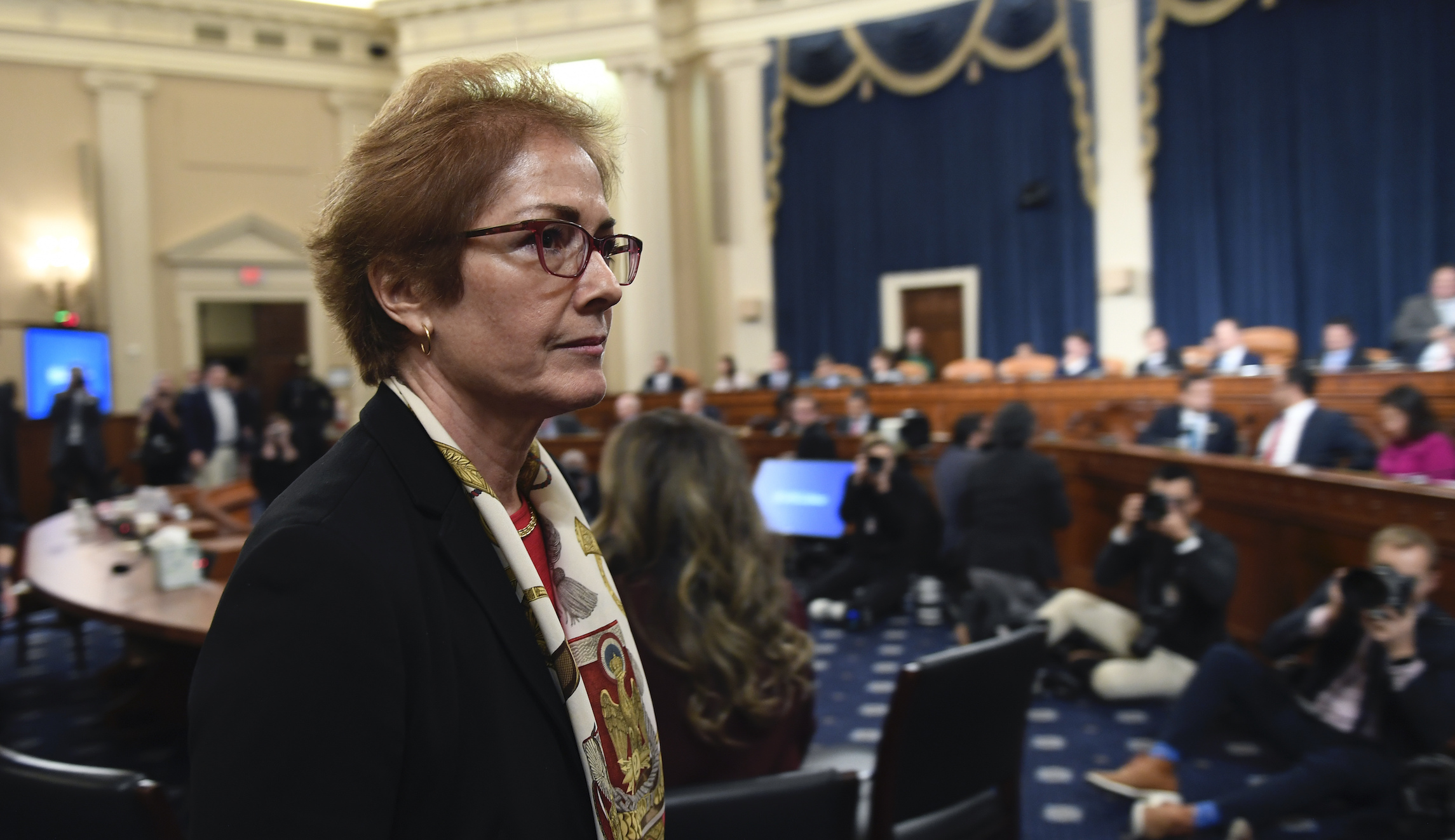 WATCH: House Democrats and hearing attendees applaud Yovanovitch after testimony