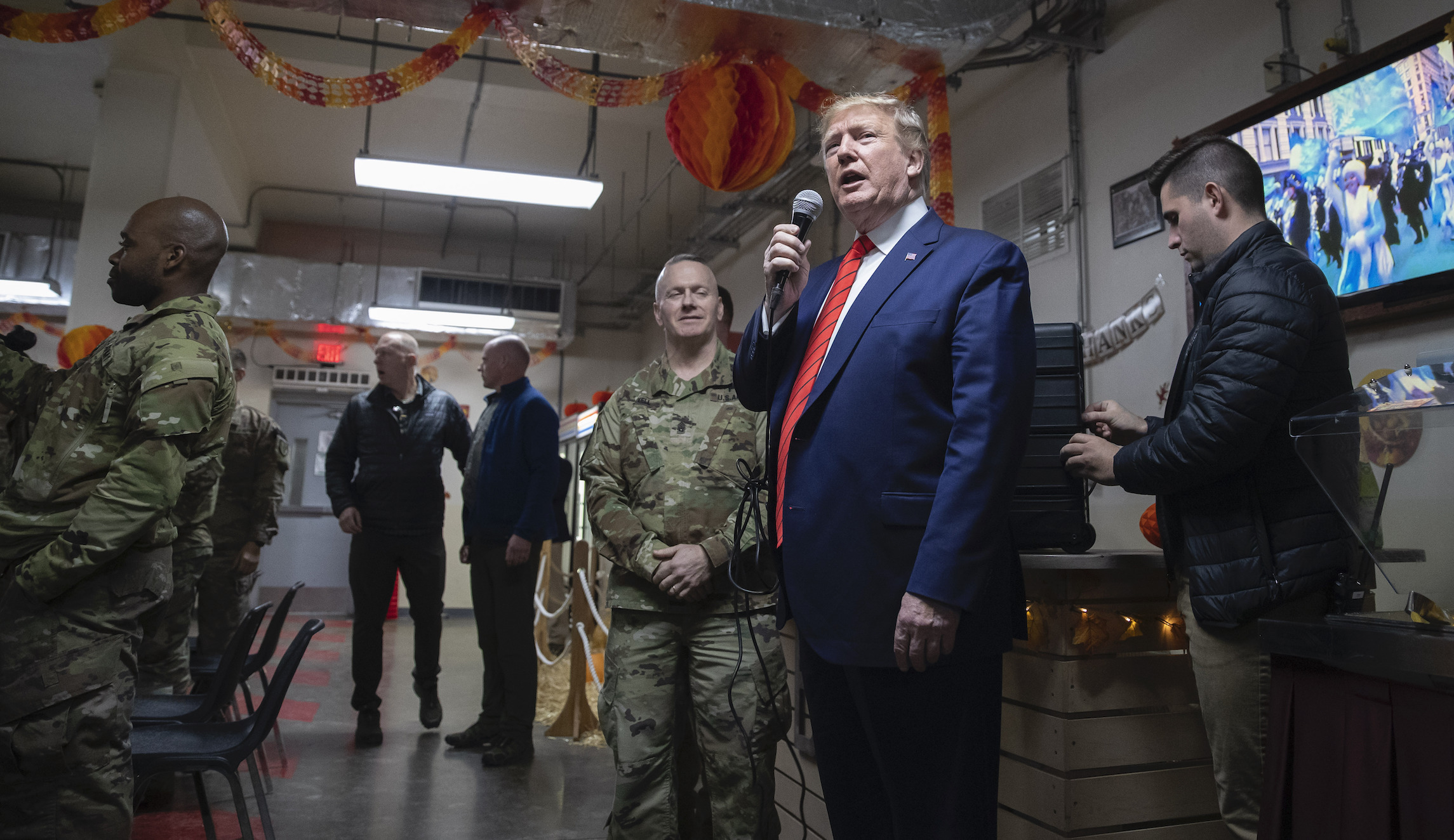 Trump surprises troops in Afghanistan on Thanksgiving