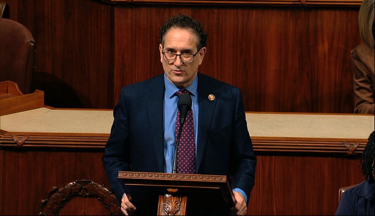 Democrats call on Trump to use Truman-era authority to ramp up medical supply production
