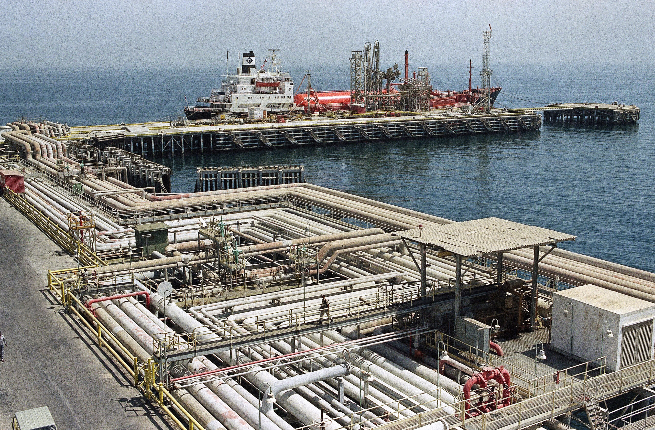 Saudi Arabia and Russia to extend oil supply cuts, pushing prices higher