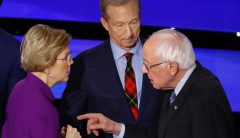 Sanders campaign claims Warren tried to âraise a concernâ with him before refusing to shake hands