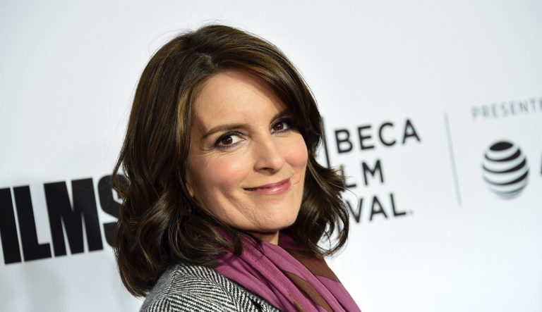 Tina Fey asks NBC to pull 30 Rock episodes featuring actors wearing blackface