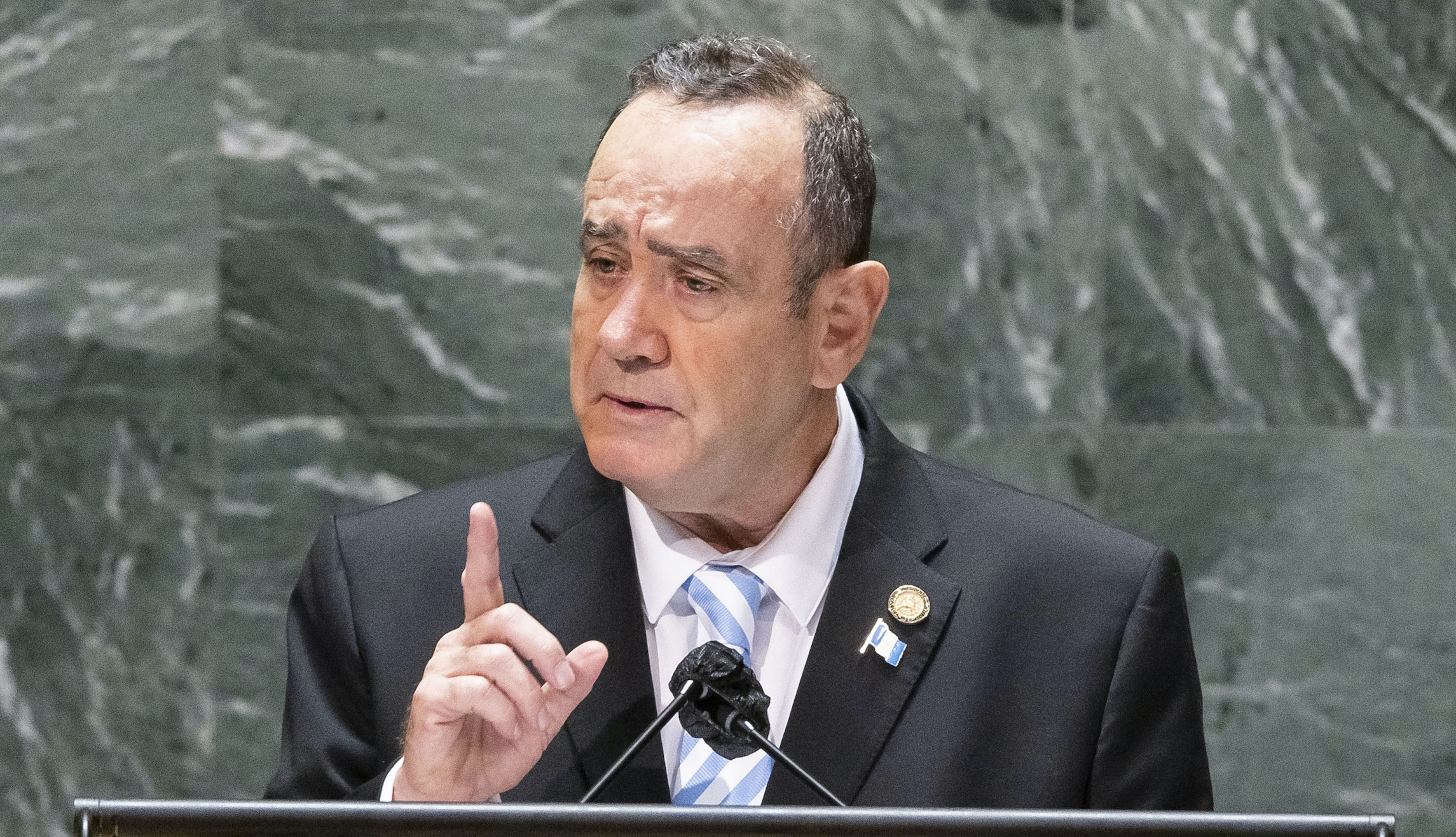 Guatemala’s president warns Americans on border infiltration threats