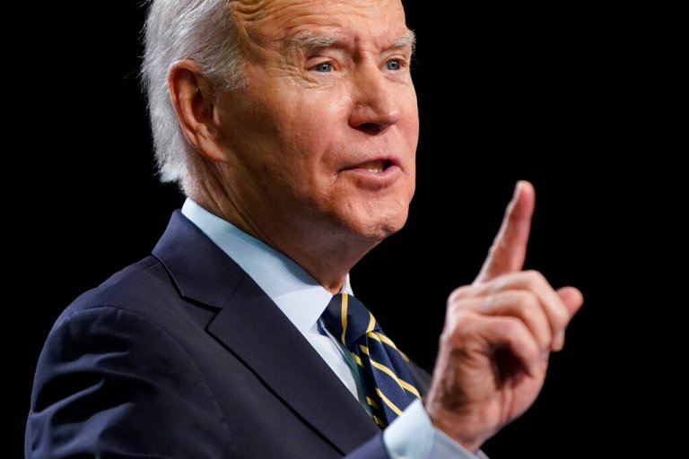 Biden gets ready to turn to executive action as Republicans take House