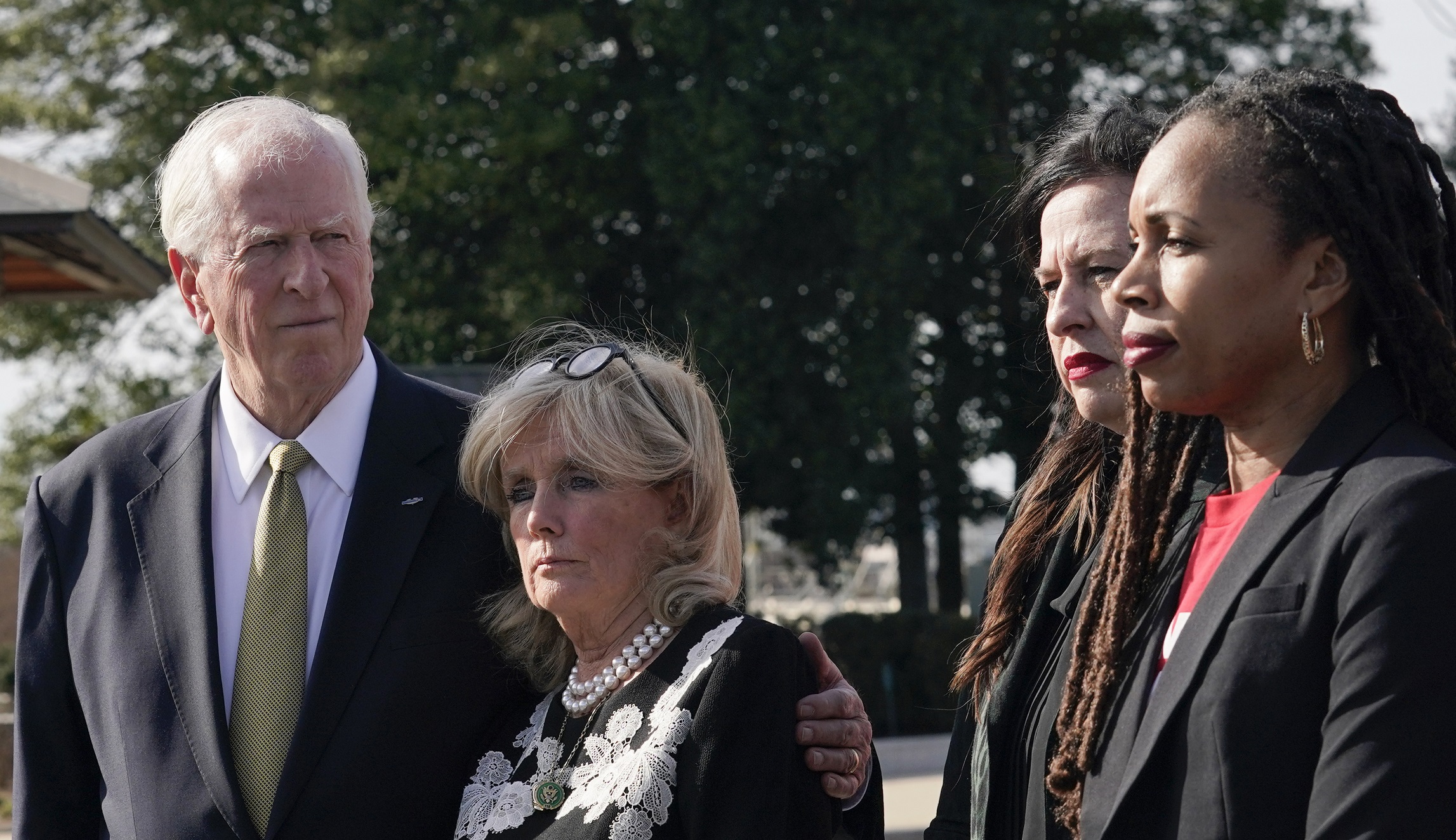 Democrats must give their party — and the country — an opportunity for better leadership by challenging Biden