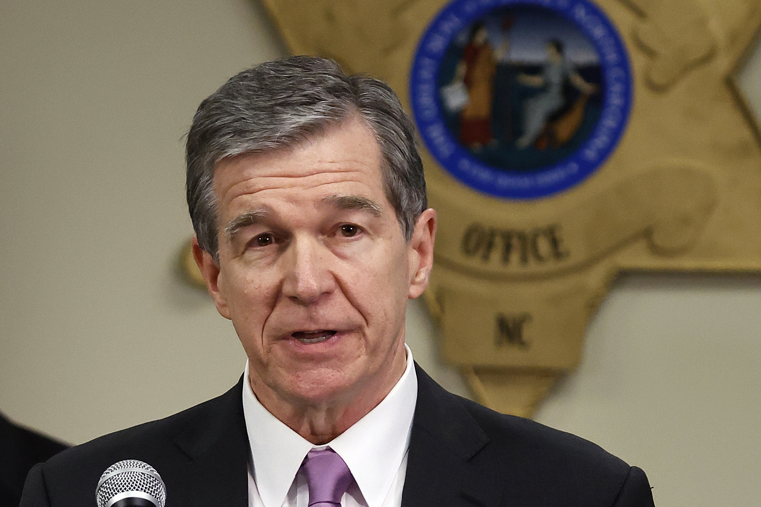 North Carolina abortion ban sets off heated veto override battle