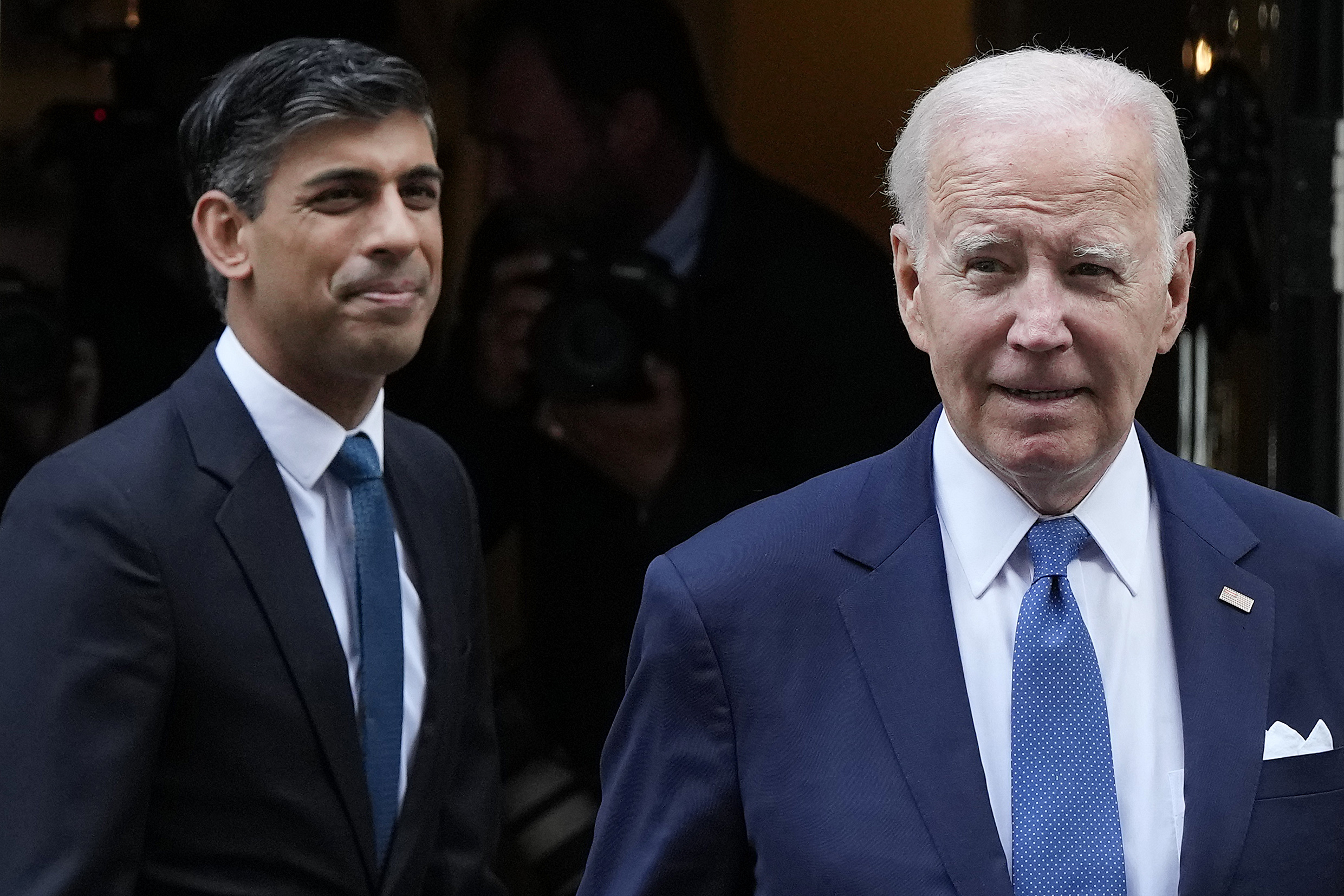 Biden-Sunak meeting readout silent on Ukraine cluster bombs amid backlash