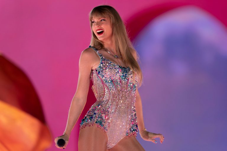 Taylor Swift pushed by California lieutenant governor to postpone concerts as hotel workers strike