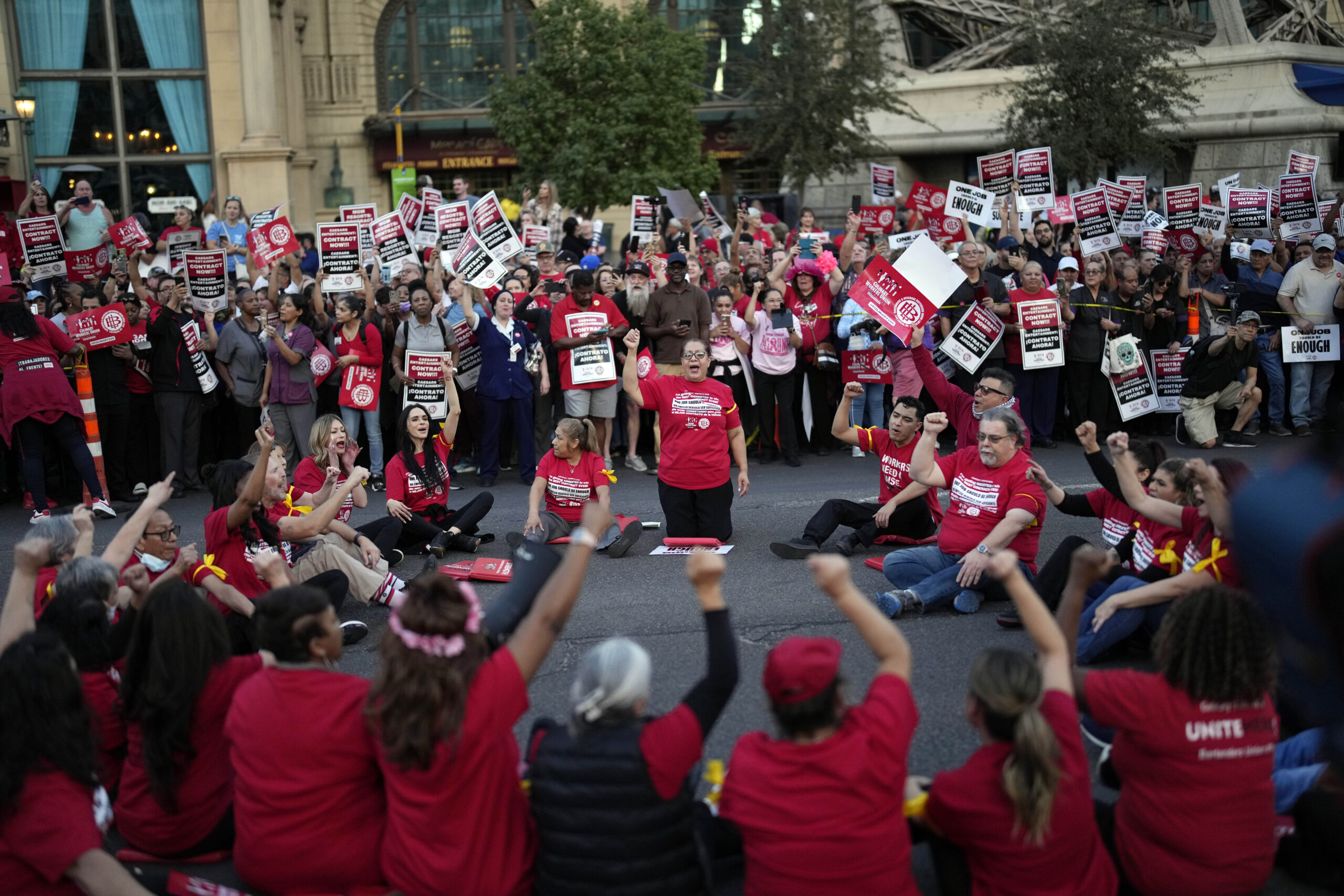 Culinary Workers Union members arrested in Vegas as strike looms