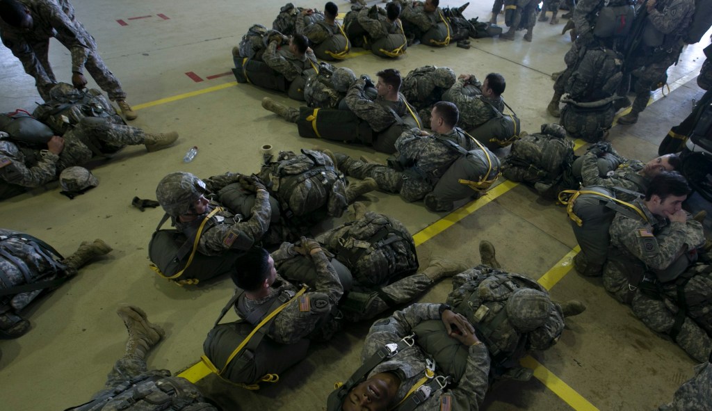 Army special operations soldier killed during free-fall training in Arizona