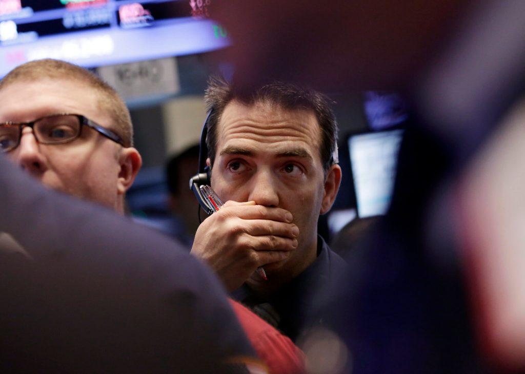 Stocks open higher, head for solid weekly gains