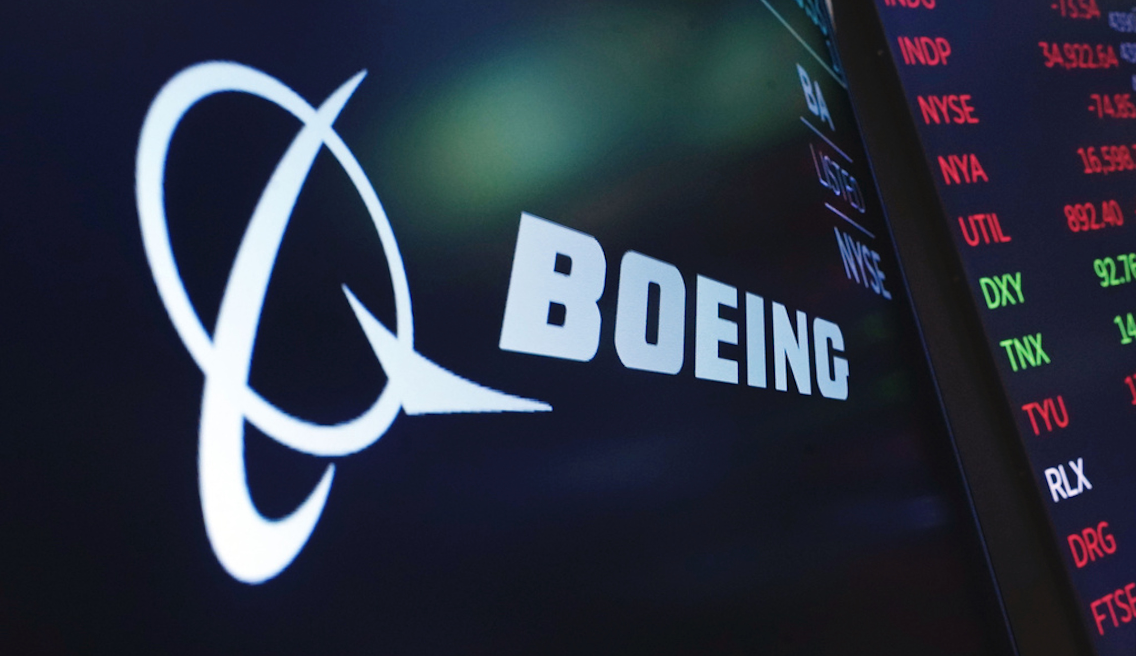 Boeing stock falls after company grounds 737 Max 9 planes
