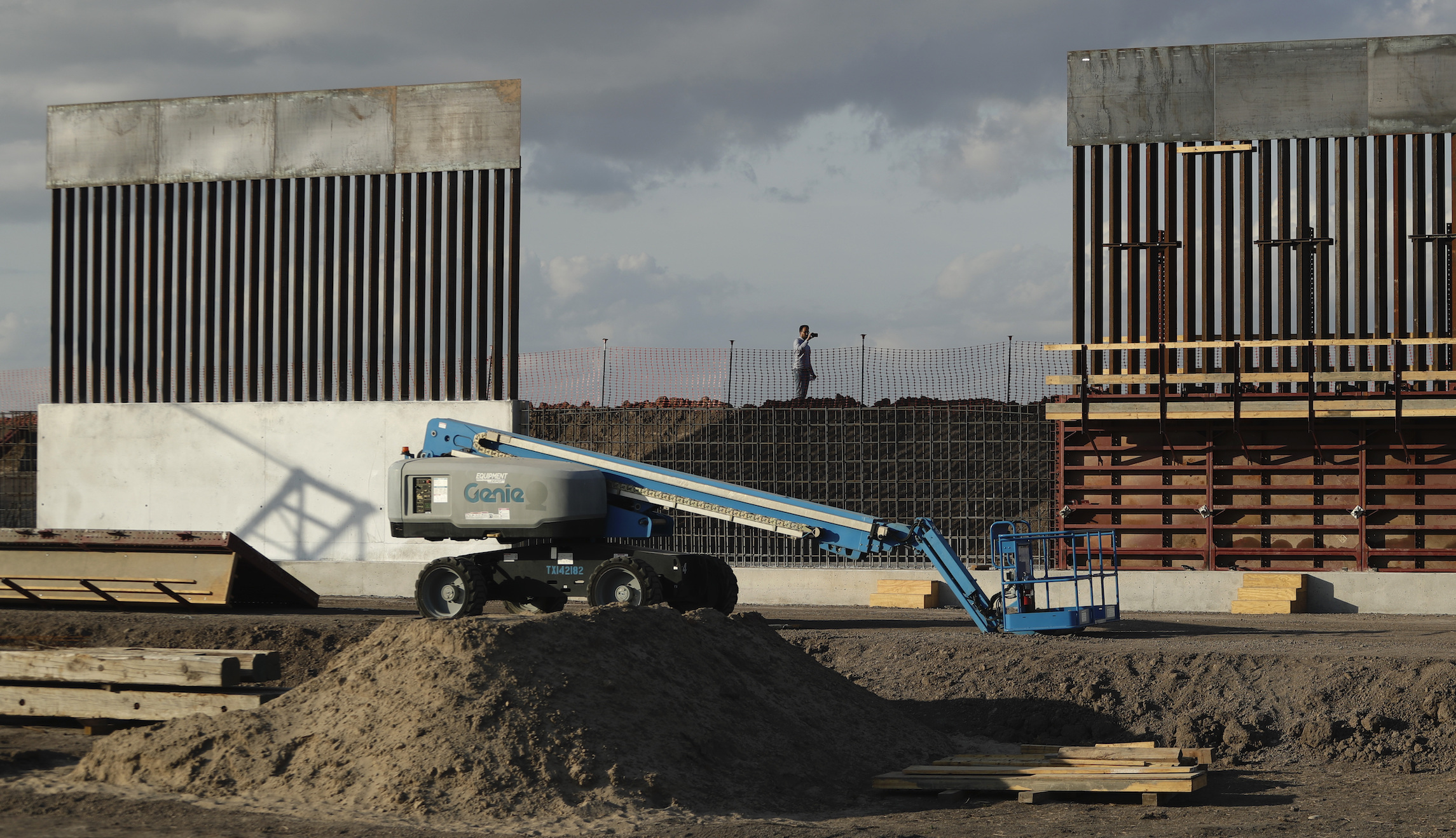 Arizona’s unused border wall materials were ordered to be pulled from auction site