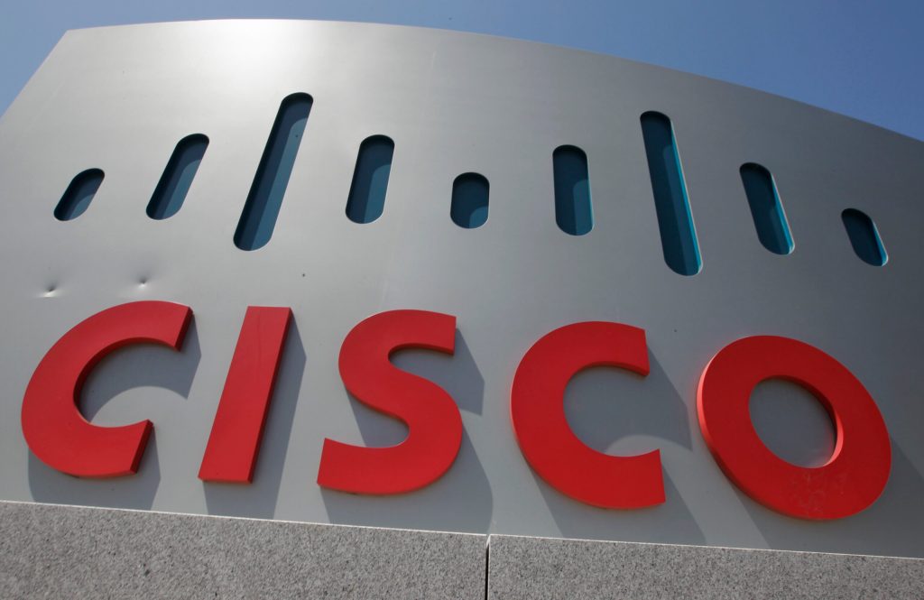 Cisco to invest over $1B in cloud computing