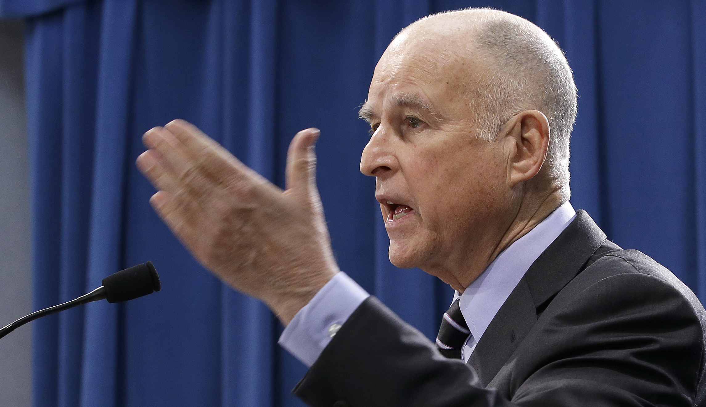 California is treating red states as rogue states