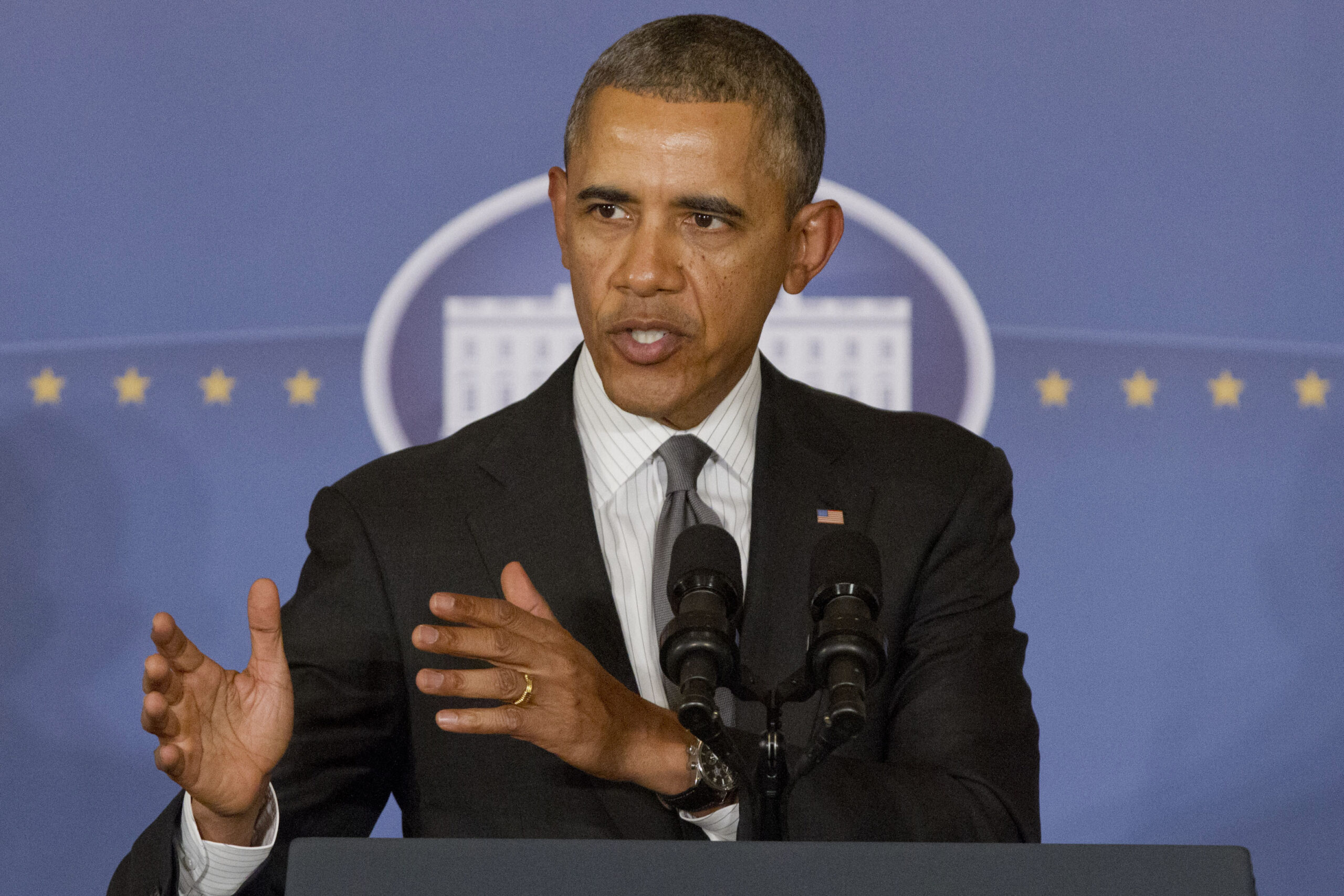 Obama economists: Rosier picture if budget passed