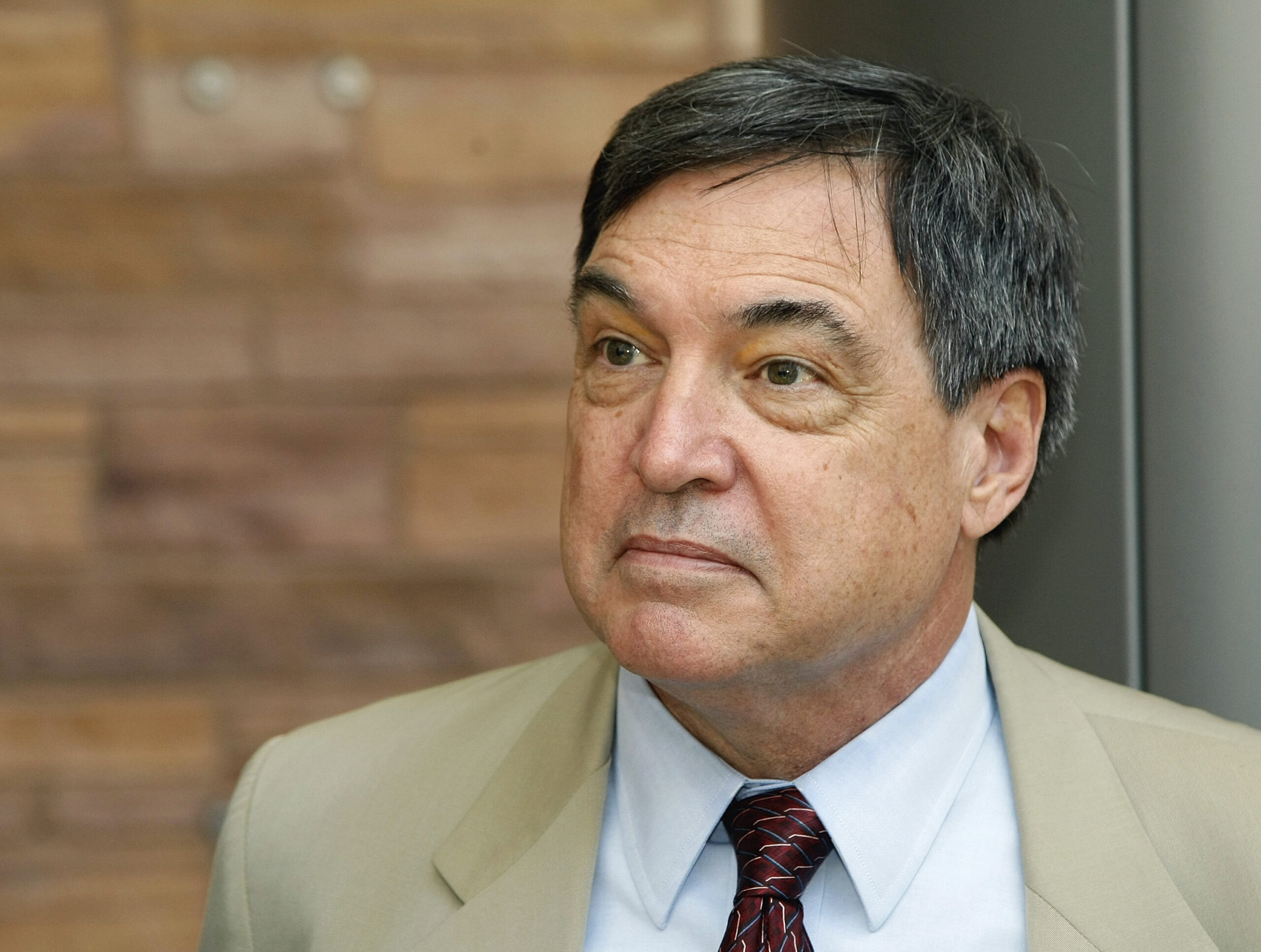 Energy regulator nominates unqualified crony, refuses to respond to FOIA request