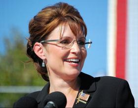 Palin’s Two Takes on the Establishment