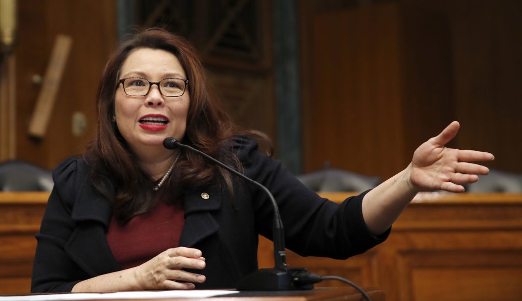 Duckworth rips Trump FAA bonus as ‘insult,’ demands equal shutdown pay for all workers