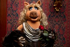 Miss Piggy joins Kermit the Frog in Smithsonian collection