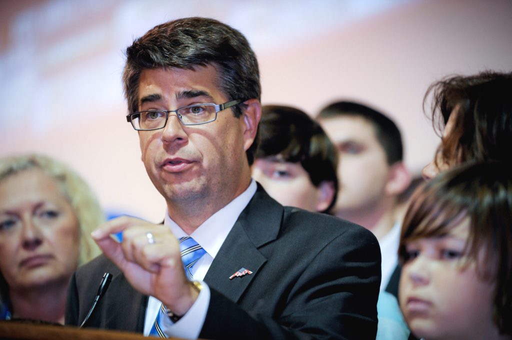 Keystone XL puts low-key Lee Terry in the spotlight