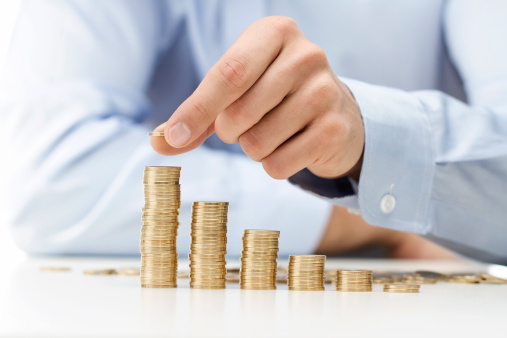 Massachusetts minimum wage bill hits delay at Statehouse