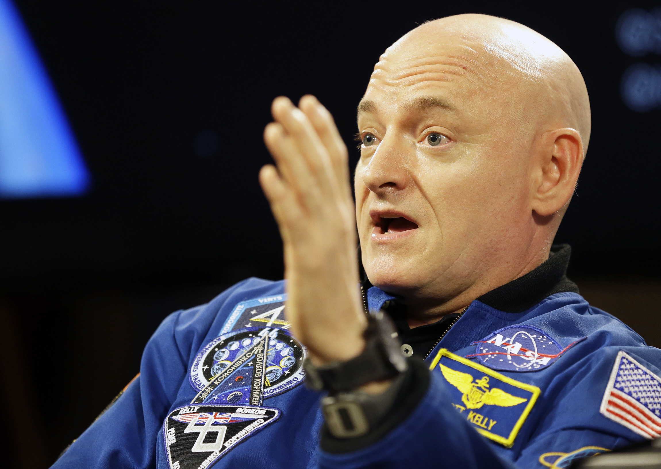 NASA astronaut Scott Kelly to retire