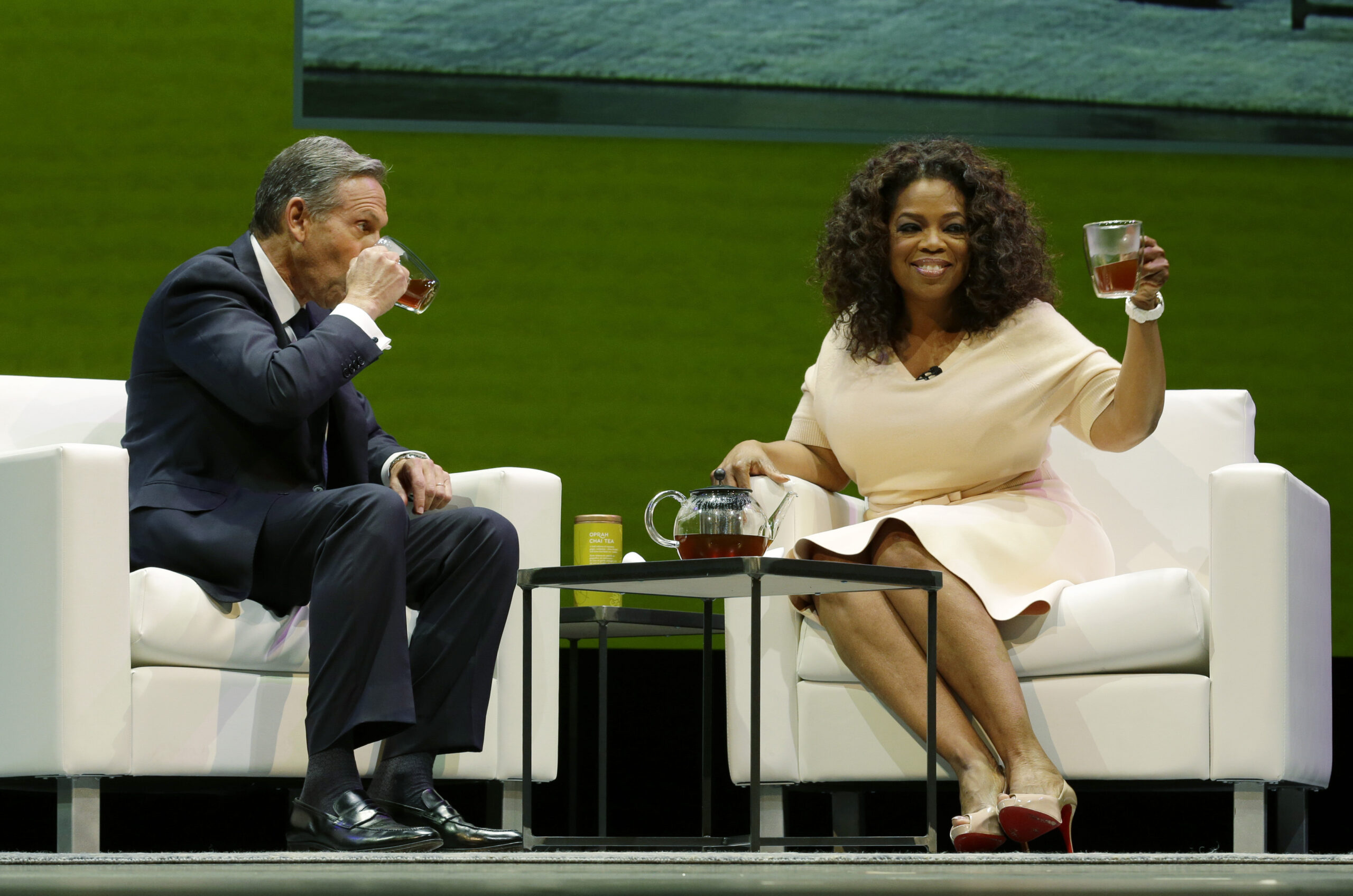 Oprah gives Starbucks a celebrity shot