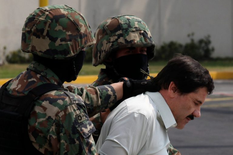 Mexican police fail to stop protest for drug lord