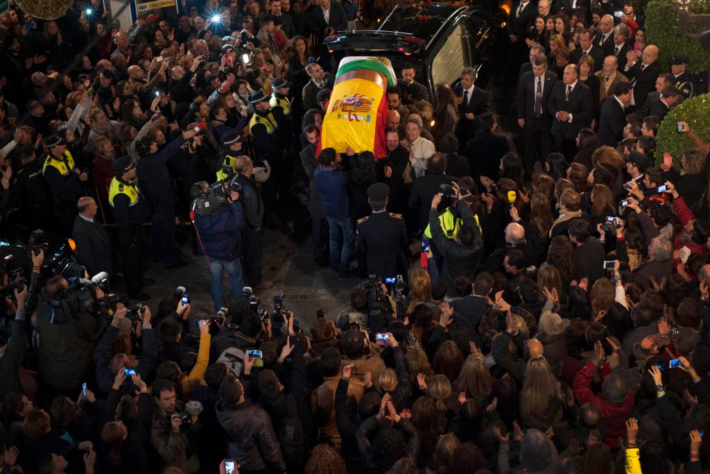 Paco de Lucia receives heartfelt funeral in Spain
