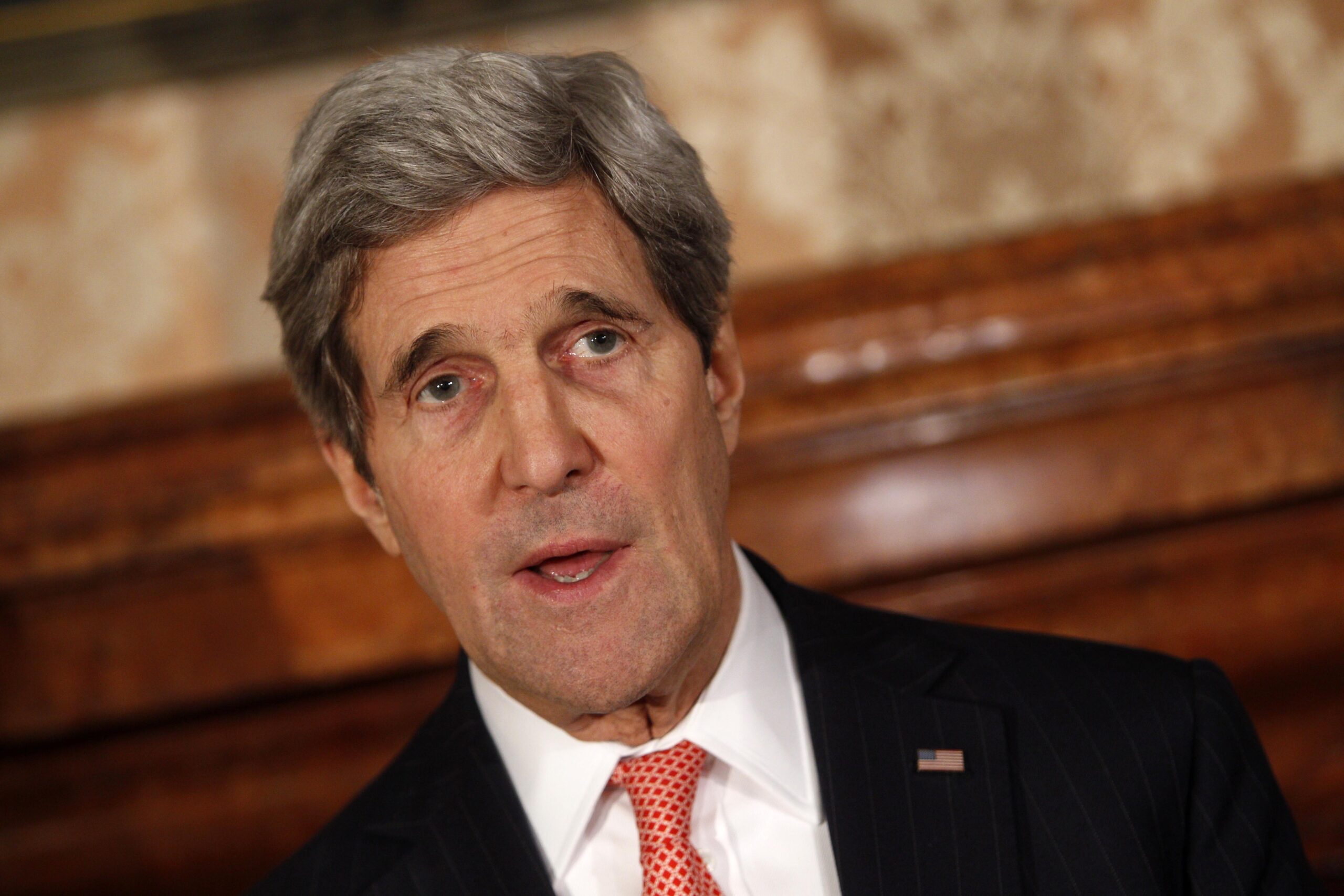 Kerry meets with Jordan’s king over peace plan
