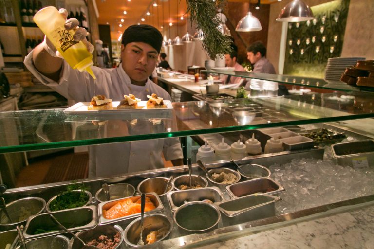 Final tally: Economy grew at 2.6-percent rate in fourth quarter