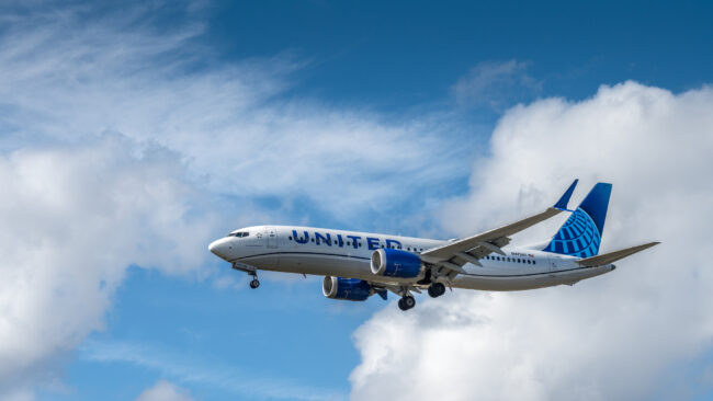 United pilots pressured to take unpaid leave after Boeing production delays