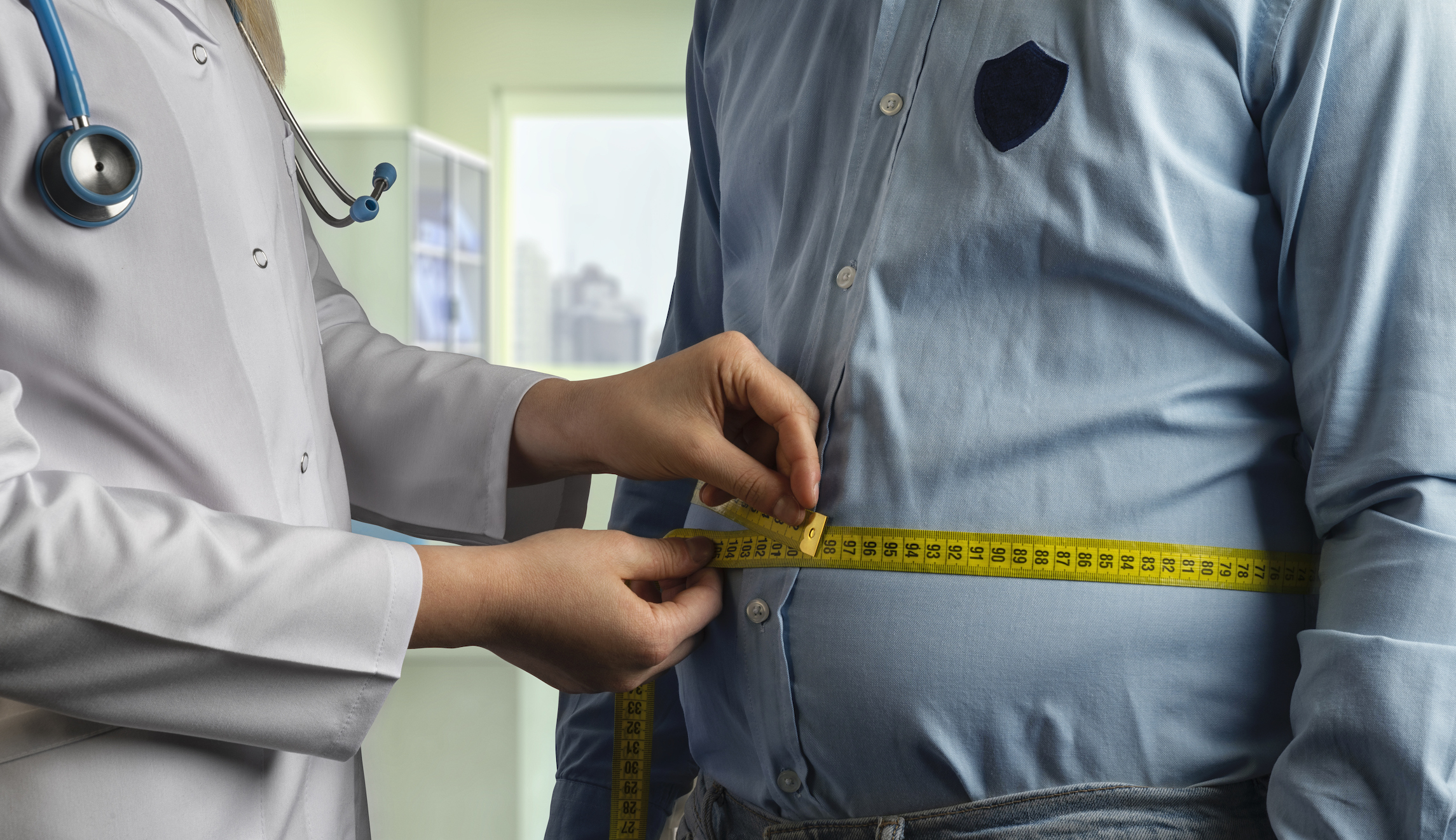 Average waist size balloons as fewer Americans plan to lose weight