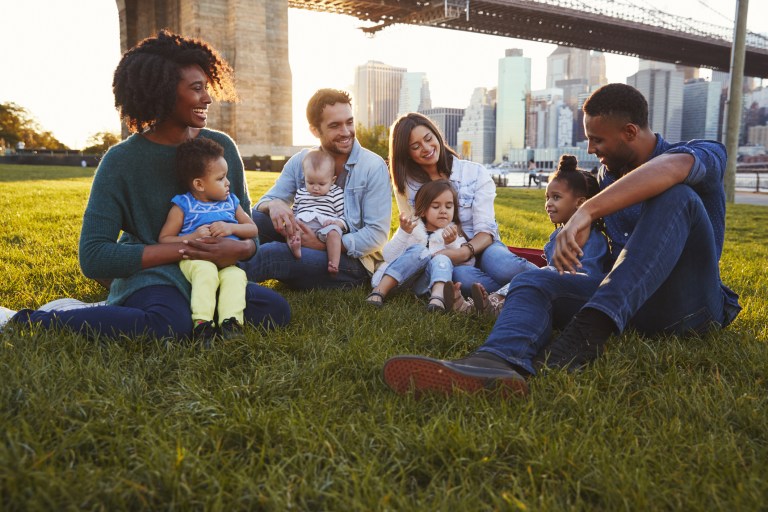 Young Americans show decline in marriage and family: Study