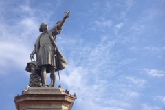 Rhode Island town defies mob, erects Columbus statue