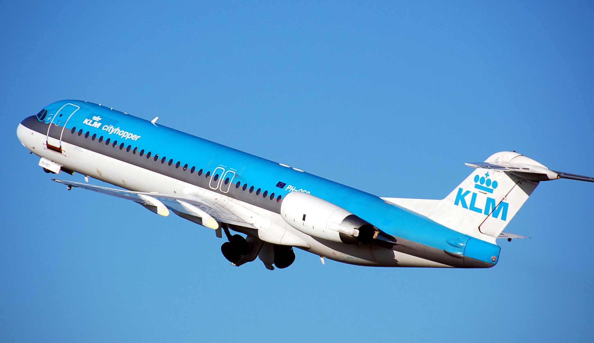 Airline suggests which seats would be safest in plane crash