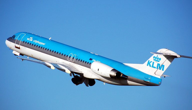 Airline suggests which seats would be safest in plane crash