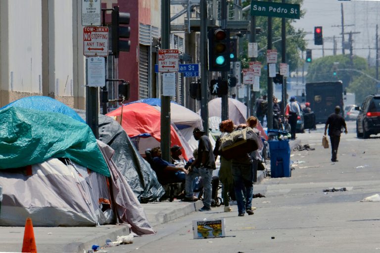 Los Angeles fights to keep its homeless encampments