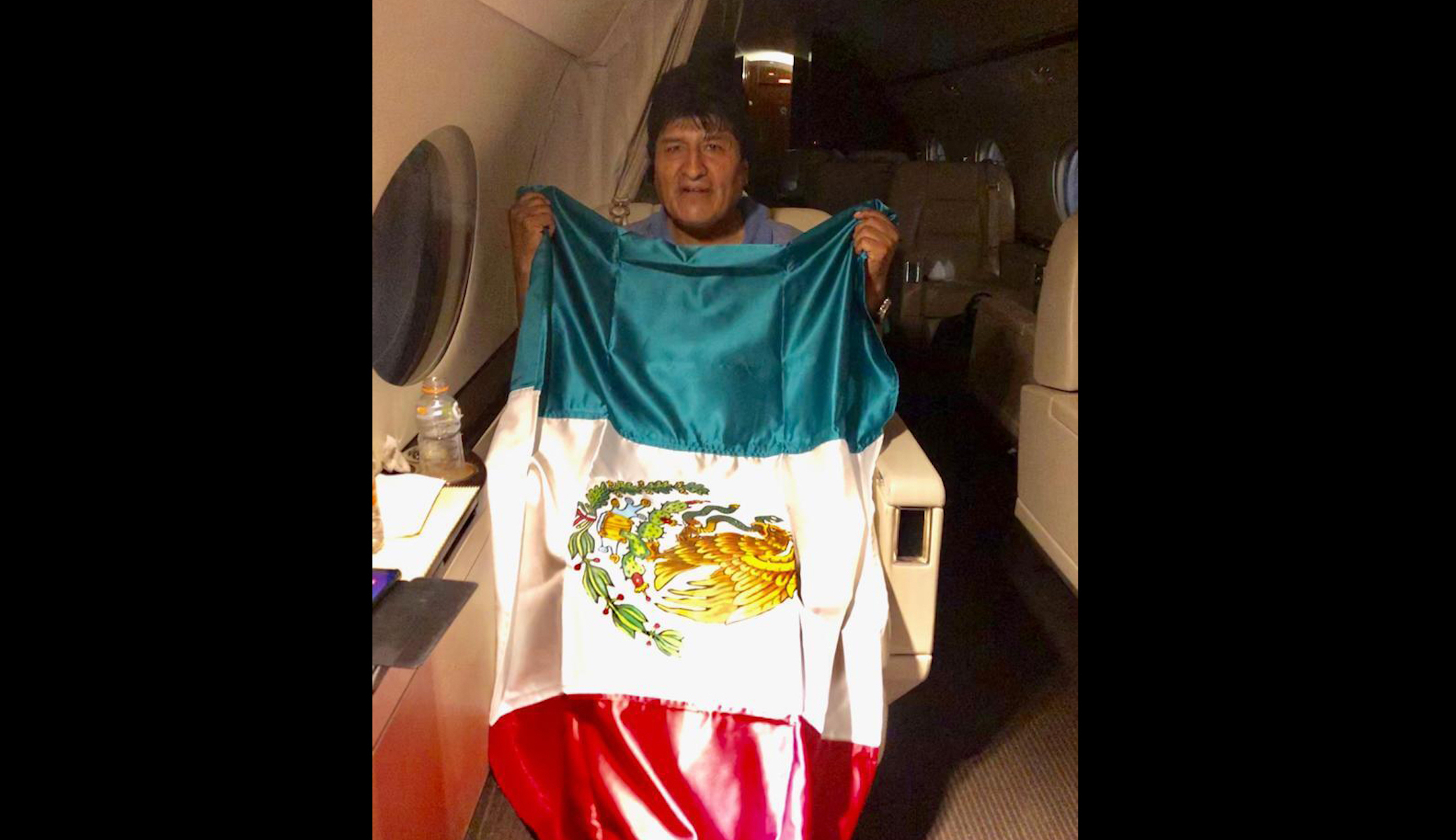 Former Bolivian leader Evo Morales flees to Mexico amid unrest