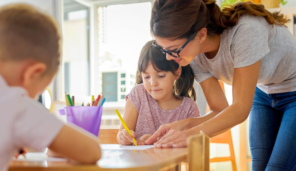 Senate committee recommends boosting teacher pay