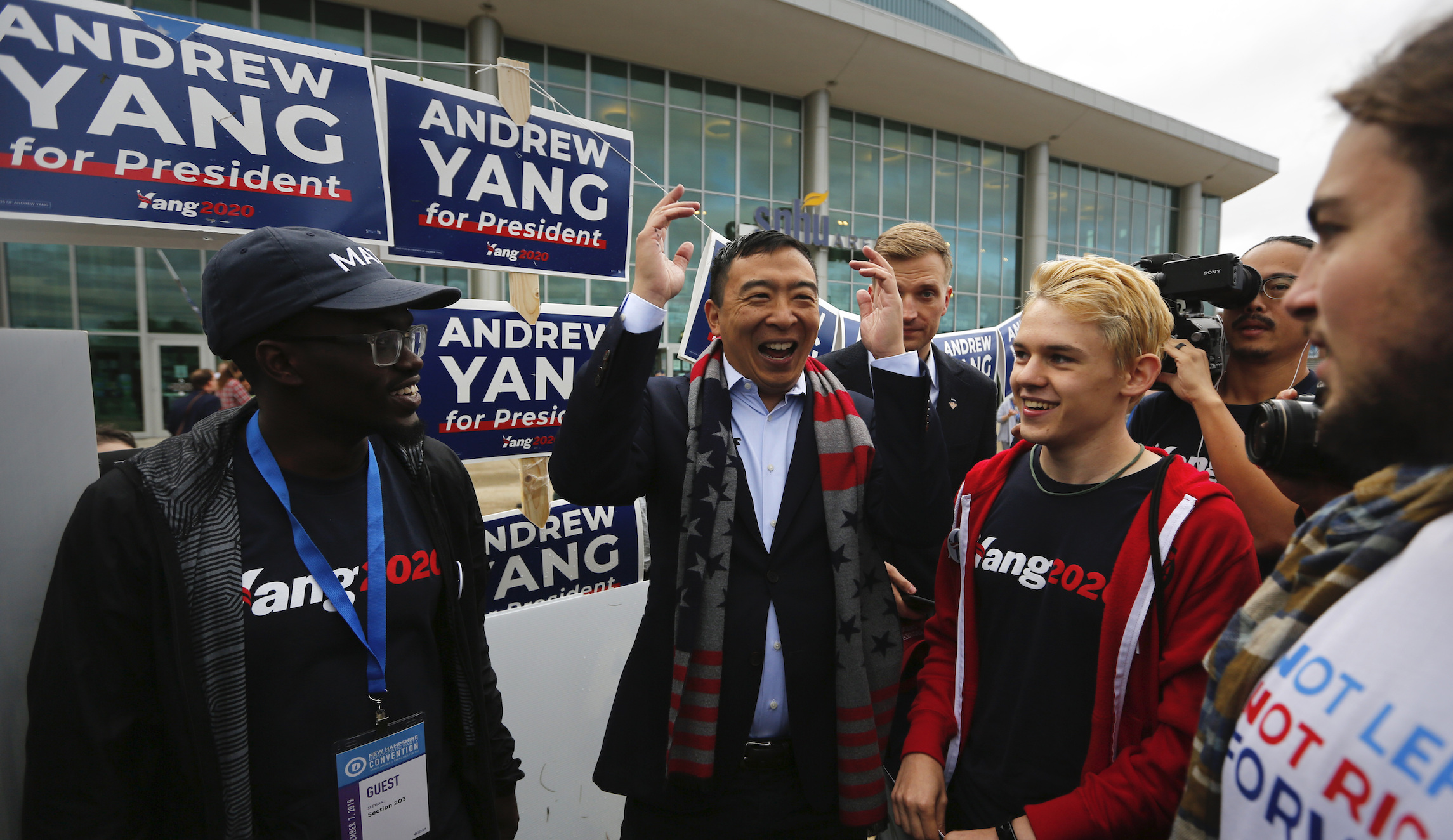 Andrew Yang No. 1 on Google, searches 171% higher than Biden